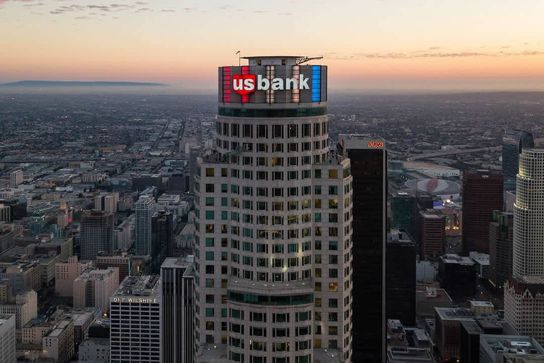 Башня банка сша (us bank tower, ранее library tower)
