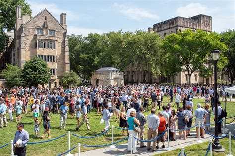 Старый кампус (йельский университет) - old campus (yale university)