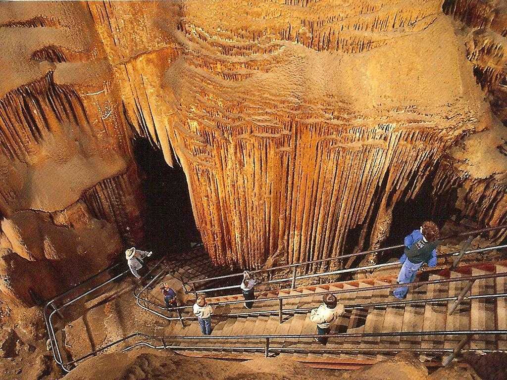 Самые известные пещеры в мире