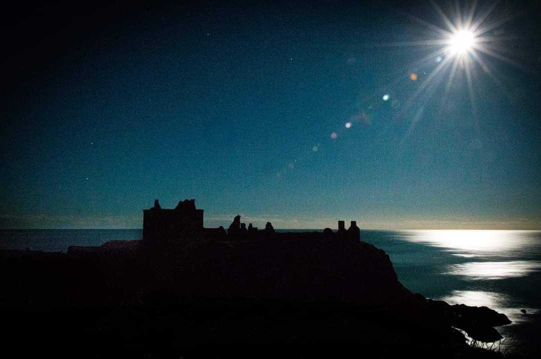 Замок данноттар в шотландии. описание, фото, история появления.