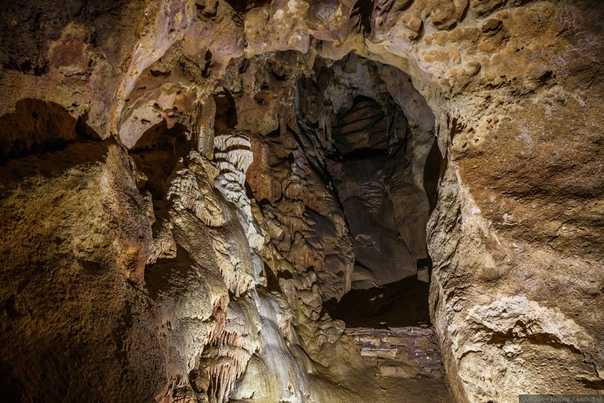 Мамонтовая пещера - эмине-баир-хосар