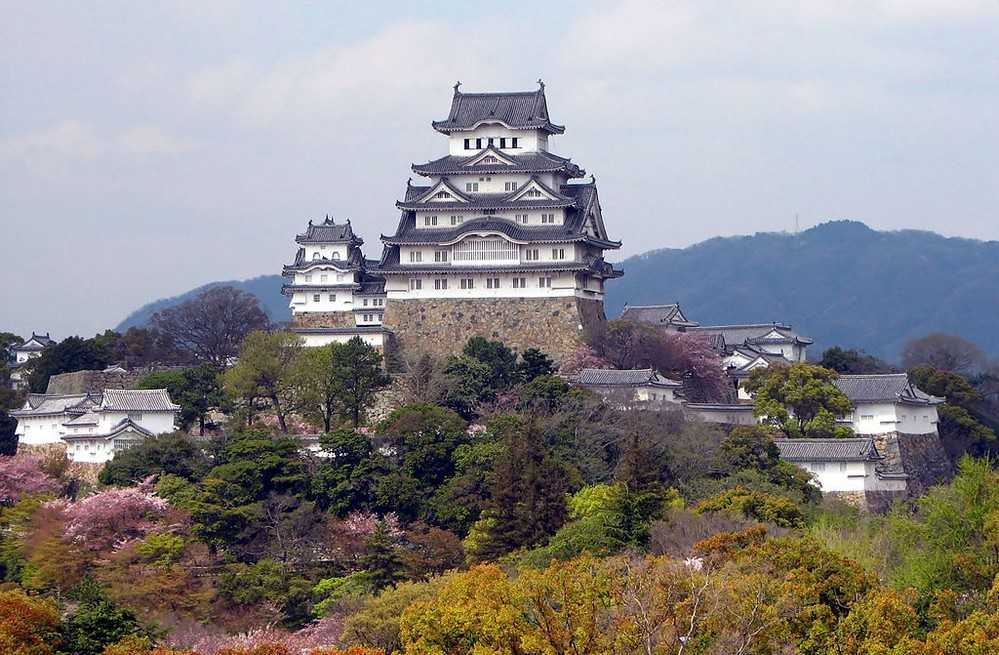 Замок химэдзи – жемчужина замковой архитектуры японии