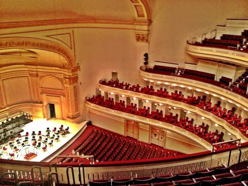 Carnegie hall. Концертный зал Карнеги Холл. Карнеги-Холл концертные залы. Концертный зал "Карнеги-Холл" в Нью-Йорке, США. Штерн Карнеги Холл.