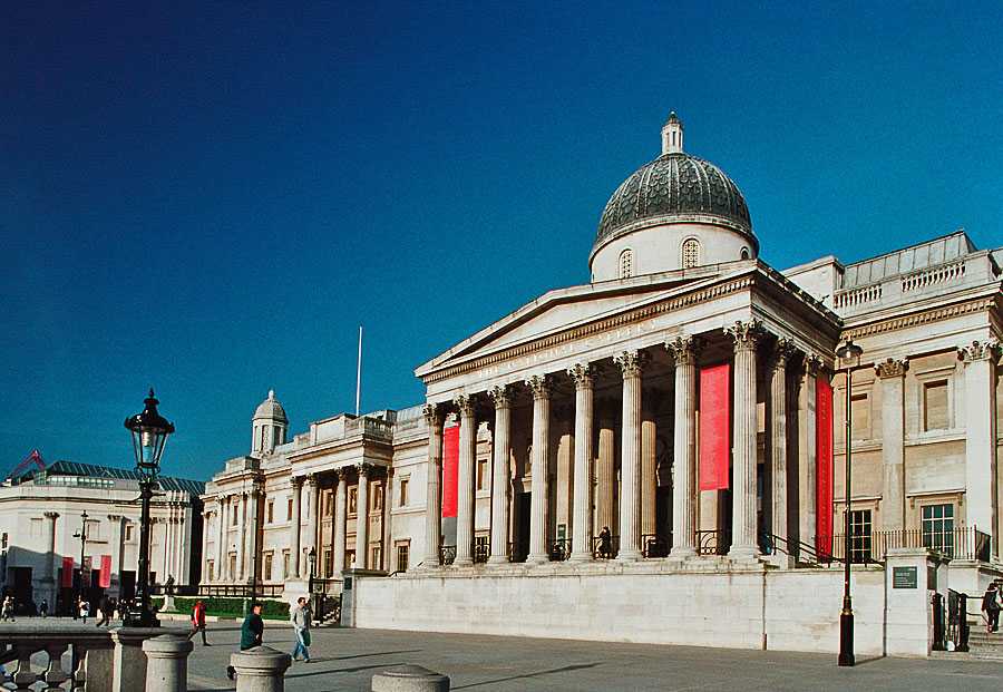 Фото Музея естественной истории в Лондоне в Лондоне, Великобритания. Большая галерея качественных и красивых фотографий Музея естественной истории в Лондоне, которые Вы можете смотреть на нашем сайте...