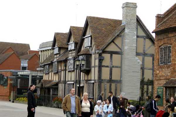 Стратфорд-на-эйвоне - stratford-on-avon district - abcdef.wiki